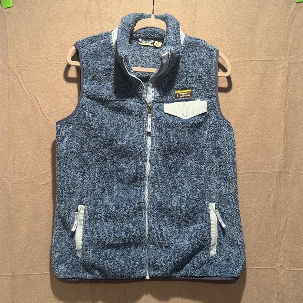 Sherpa Blue LL Bean Vest Excellent condition!!